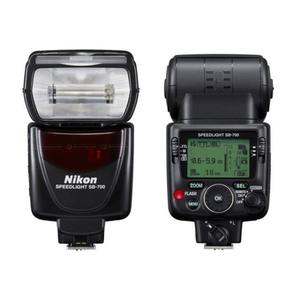 Nikon SB 700